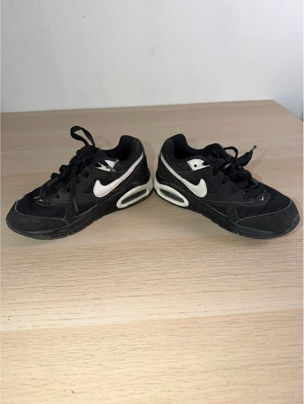 Nike Air Max IVO PS Black White Running Shoes Sneakers  Size 12C